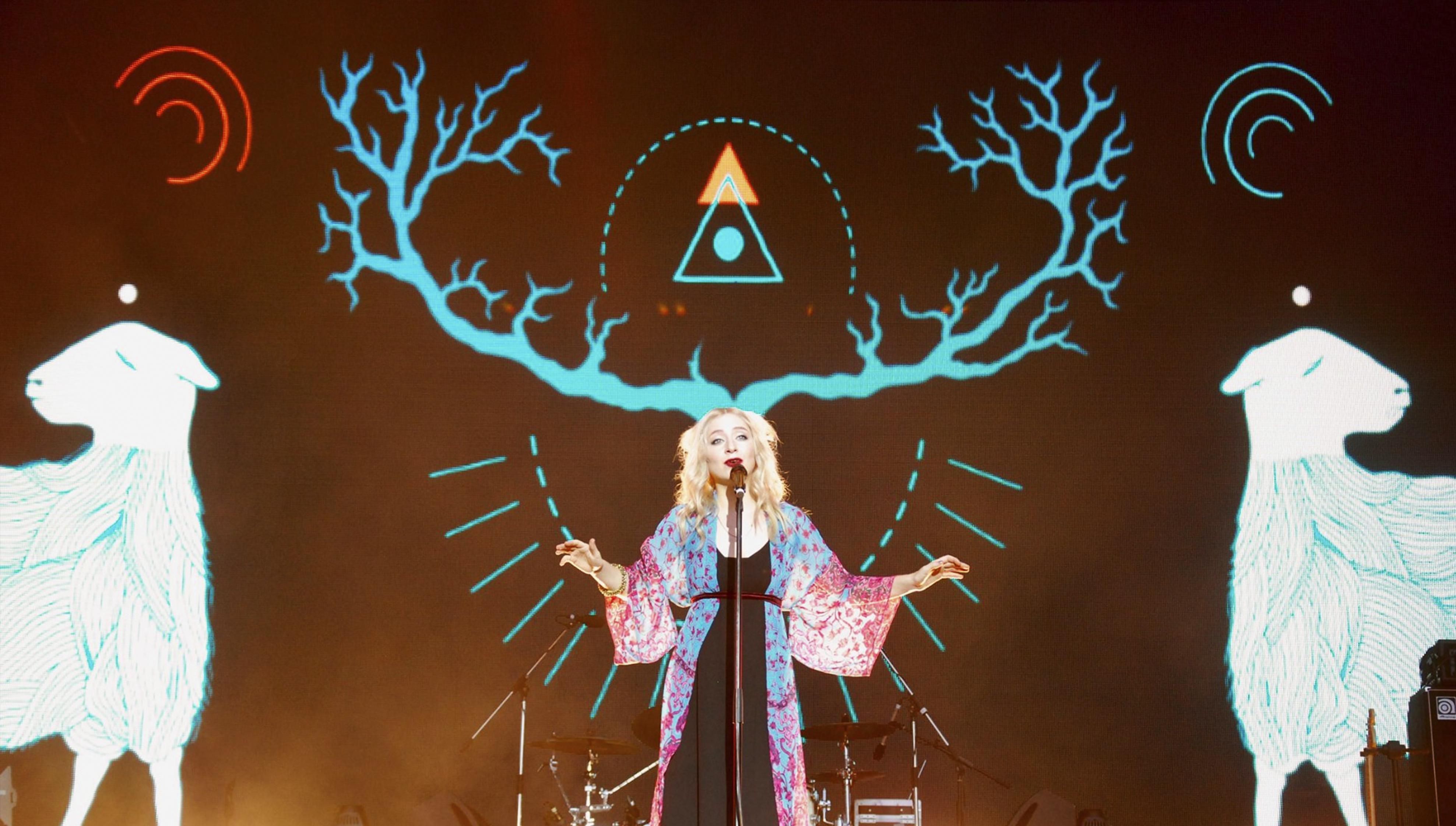 Прощальный тур по Украине: где и когда можно будет услышать Vivienne Mort Прощальный тур по Украине: где и когда можно будет услышать Vivienne Mort