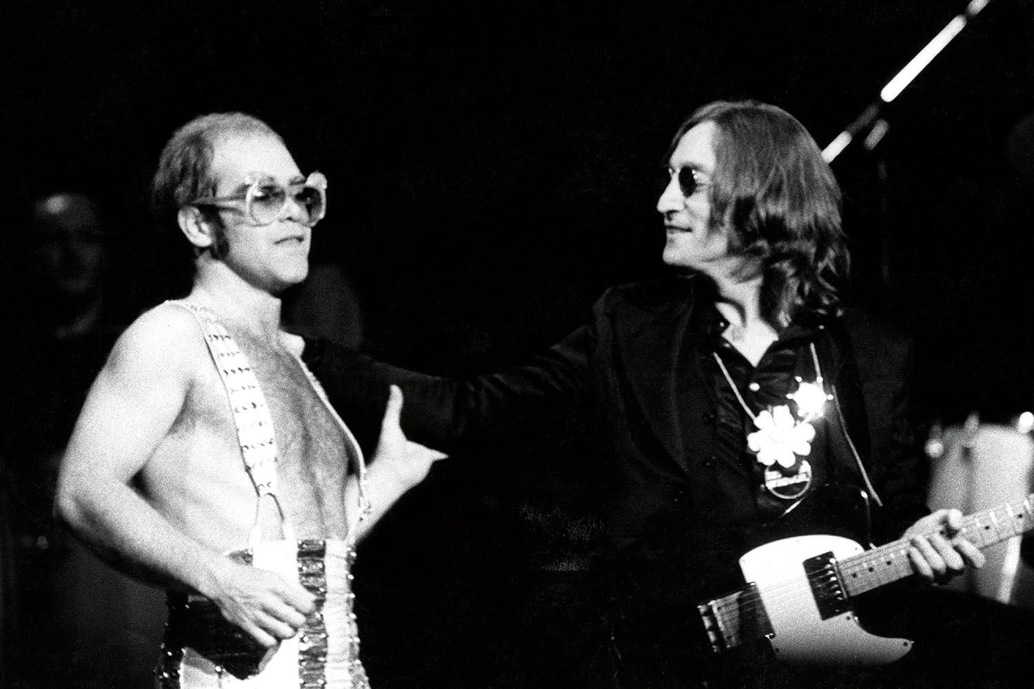 Один из самых волшебных моментов в моей жизни, – Элтон Джон о выступлении с Джоном Ленноном - Афиша